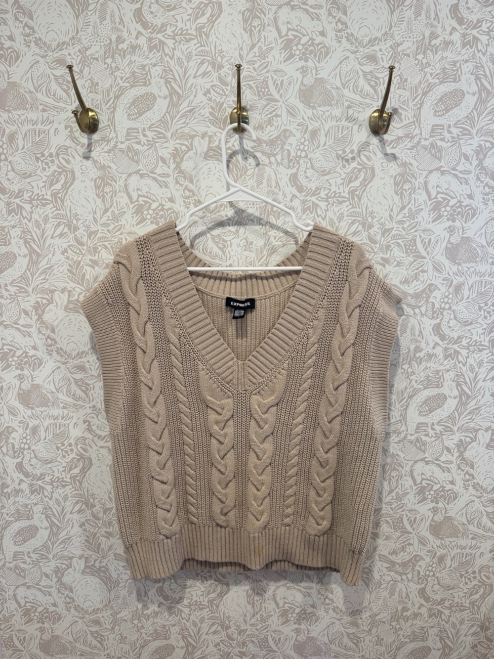 Express Beige Cable-Knit V-Neck Sweater Vest